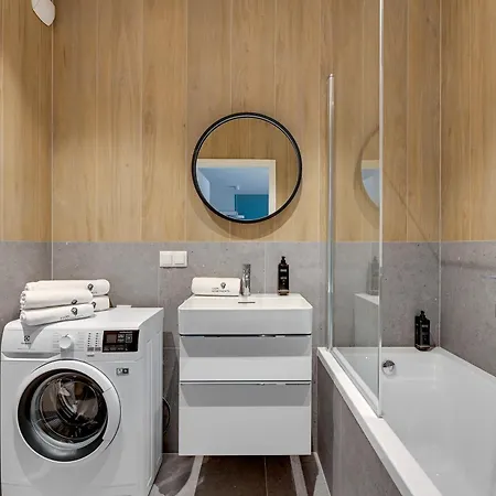 Scala 60g Center Premium By Lion Apartment *