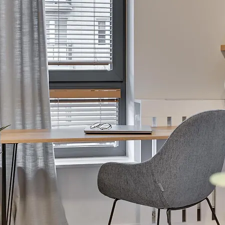 Scala 60g Center Premium By Lion Apartment