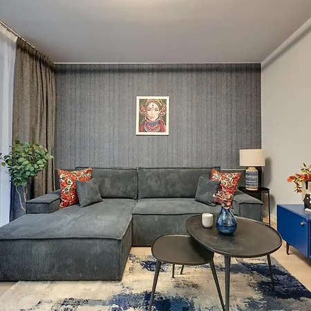 Scala 60g Center Premium By Lion Apartment *